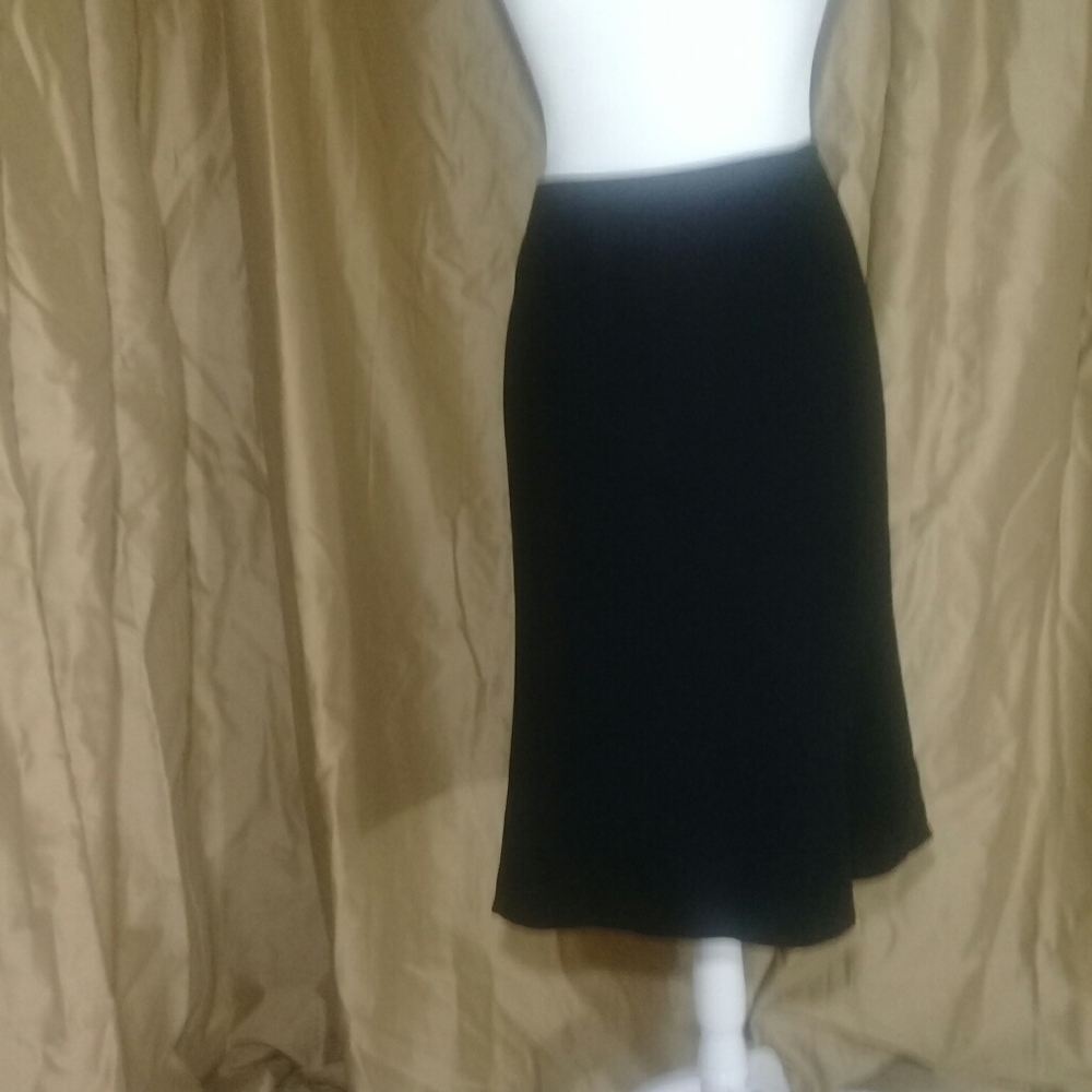 Ann Taylor LOFT black maxi skirt size 14